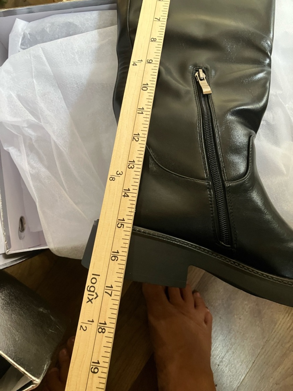 Women’s Black Leather Heeled Pull-On Boots - Picture 7 of 9